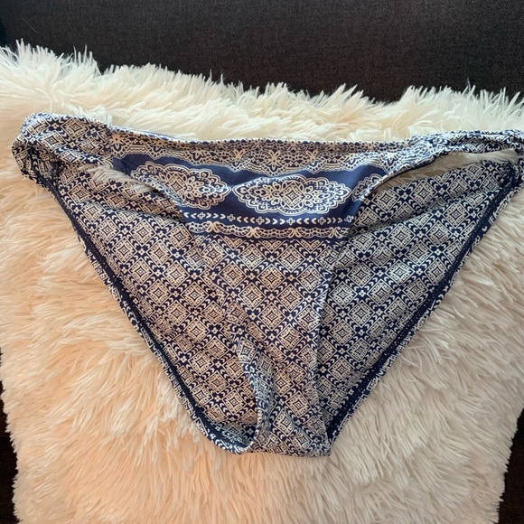 Altard state bathing suit - Picture 4 of 5